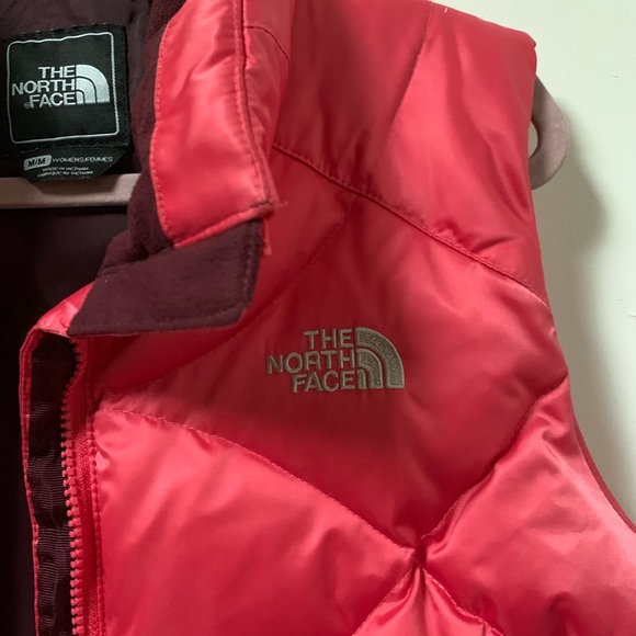 💕 Puffer Vest 💕 - Picture 4 of 5